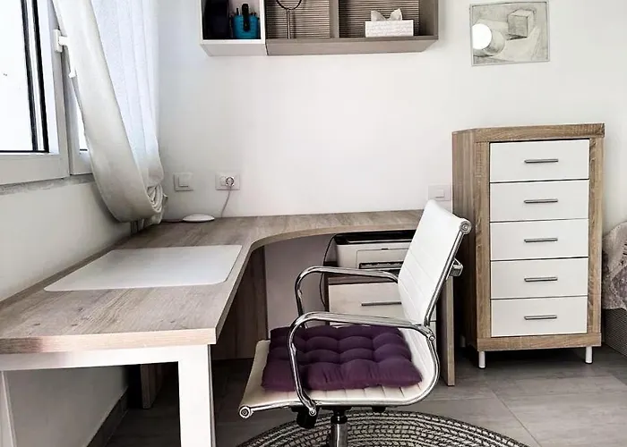 Lovely House In Americas