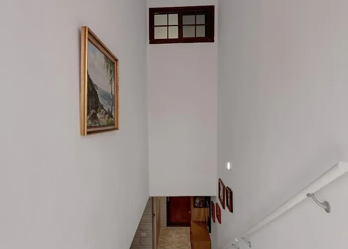 Lovely House In Americas *